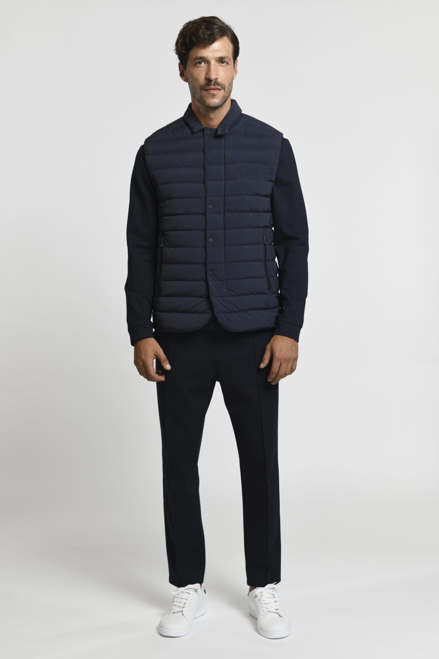 Piumino Smanicato Essentials - Giubbotto Caldo Per Bambini E Ragazzi - Foto 3