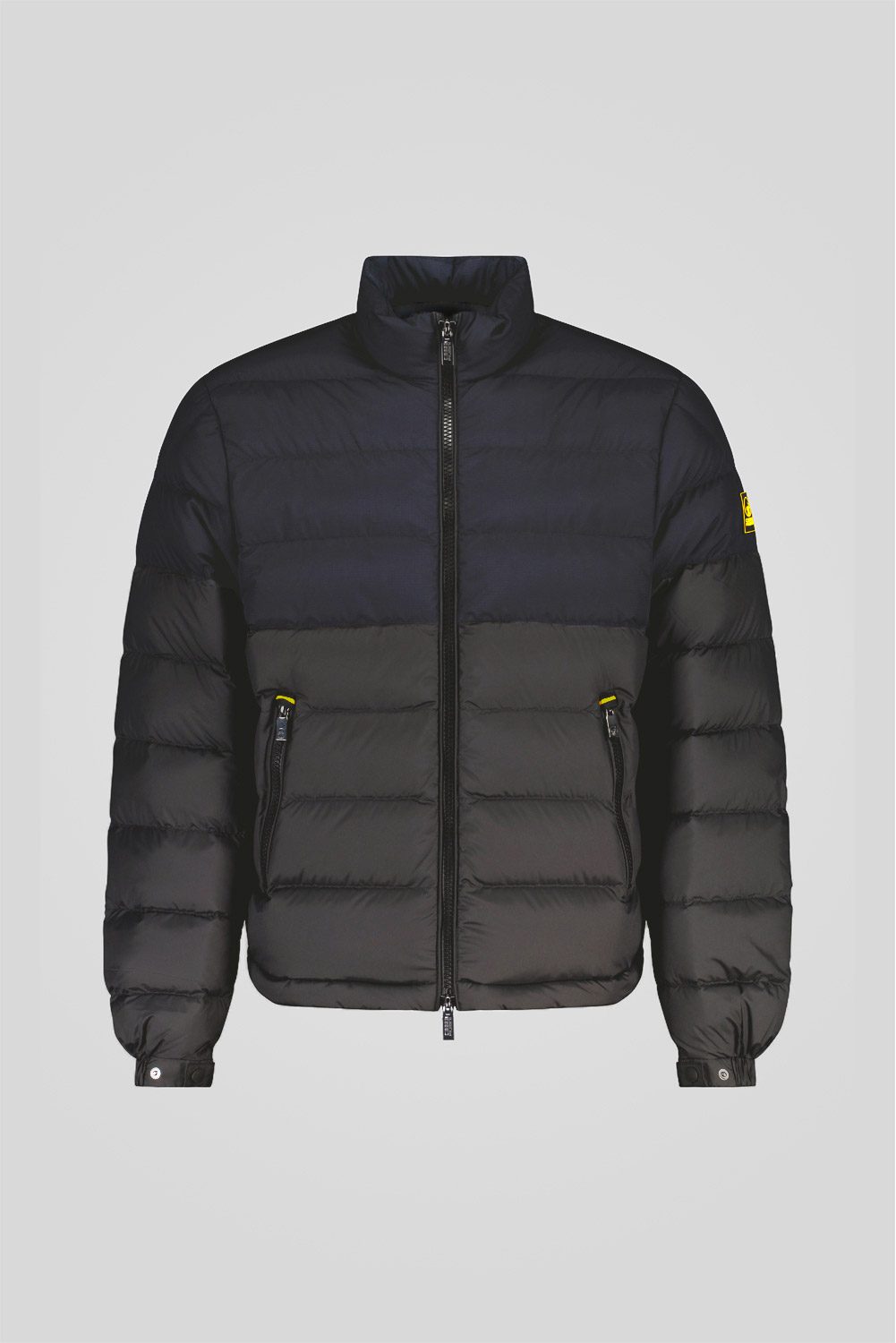 IURI-_253PCMHV8558_P7P11P_206XXP_Front_TIFF_2-copia